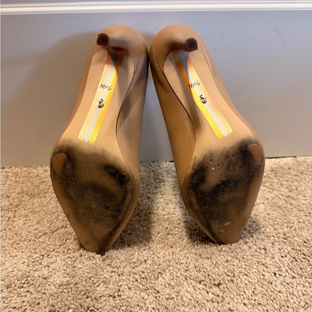 Sam Edelman Nude Pointed Toe Pumps | Size 7.5 Wide | Classic Heels - Picture 3 of 5